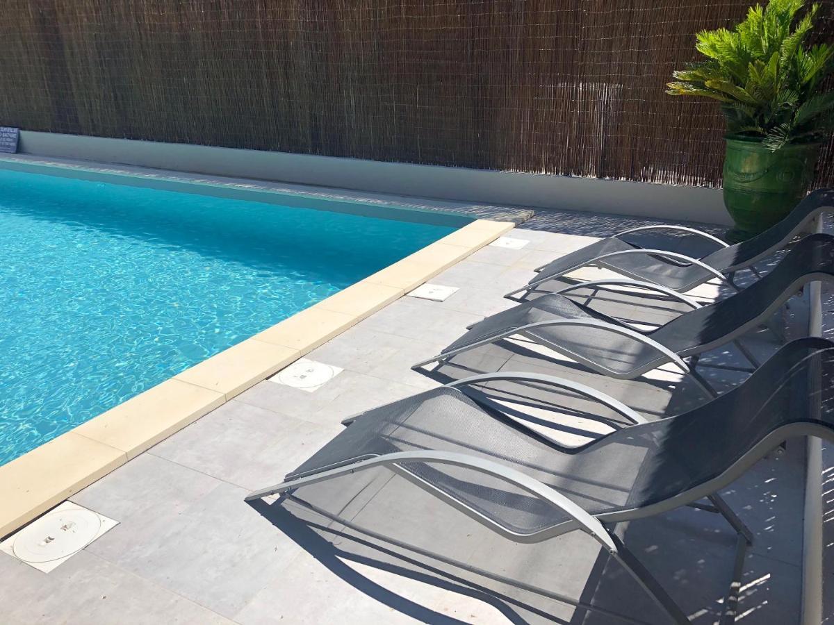 Hotel Ermitage Les Angles (Gard) Exterior foto