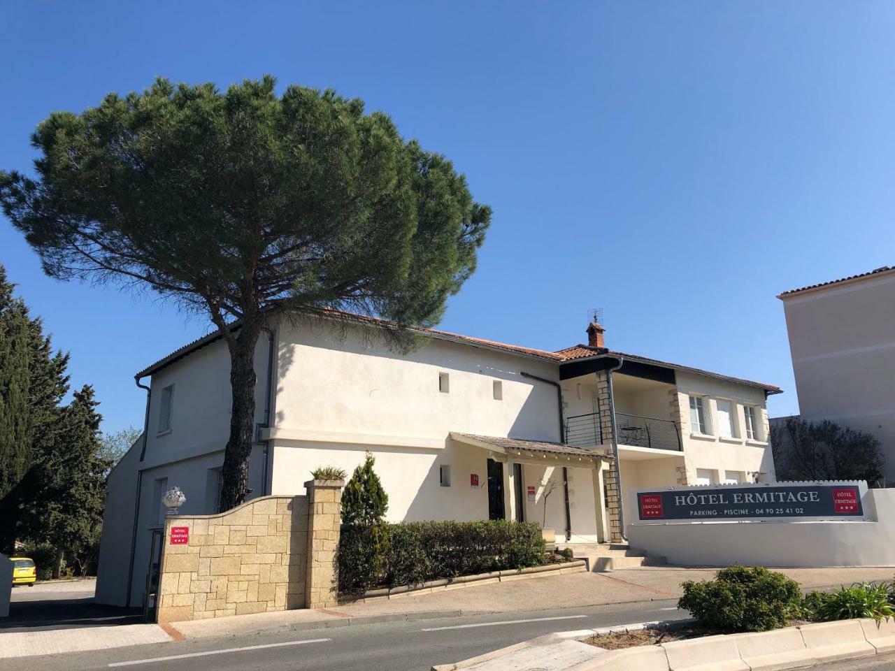 Hotel Ermitage Les Angles (Gard) Exterior foto