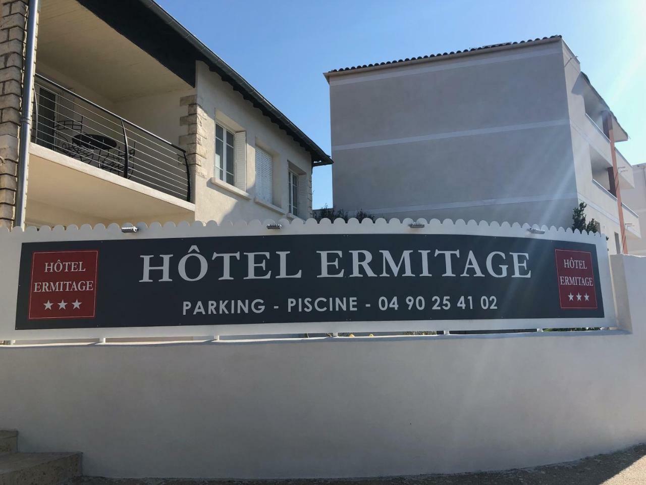 Hotel Ermitage Les Angles (Gard) Exterior foto